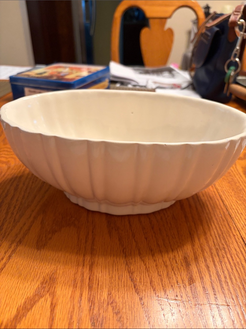 Vtg. Haeger oval Pottery Classic Cream Ceramic Planter /Bowl